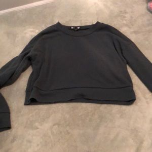 Crop top sweater